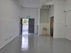 Geylang East Avenue 3 (D14), Factory #594026771